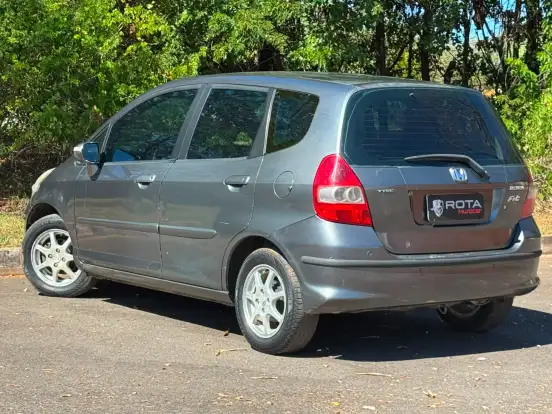 HONDA-FIT-2006