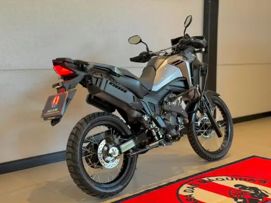 HONDA-XRE 300 SAHARA-2024