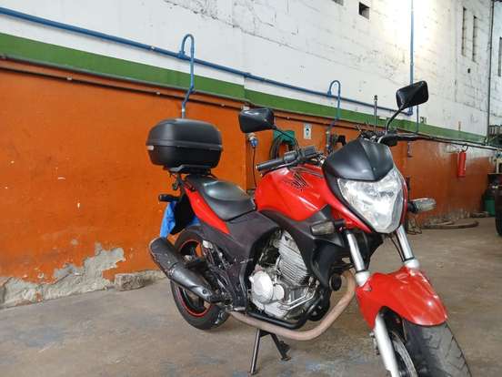 HONDA-CB 300R HONDA-CB 300R-2011