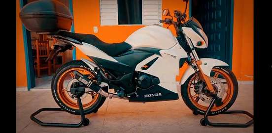 HONDA-CB 300R ABS-2012