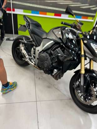 HONDA-CB 1000R-2012