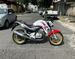 HONDA CB 300R HONDA CB 300R