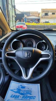 HONDA-FIT-2010