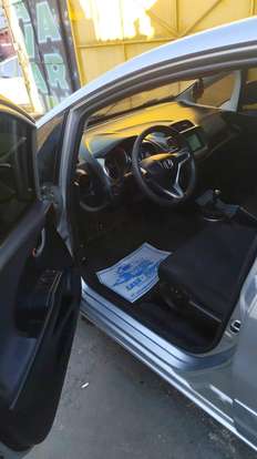 HONDA-FIT-2010