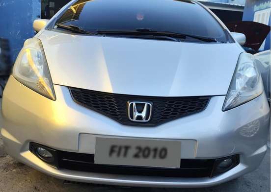 HONDA-FIT-2010
