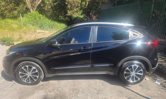 HONDA-HR-V-2021