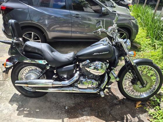HONDA SHADOW 750 