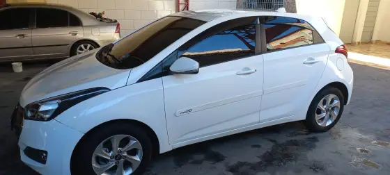 HYUNDAI HB20 1.6 COMFORT PLUS 16V FLEX 4P AUTOMÁTICO HYUNDAI HB20 1.6 COMFORT PLUS 16V FLEX 4P AUTOMÁTICO