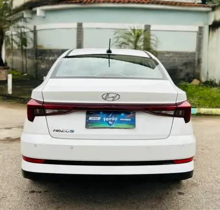 HYUNDAI-HB20S-2023