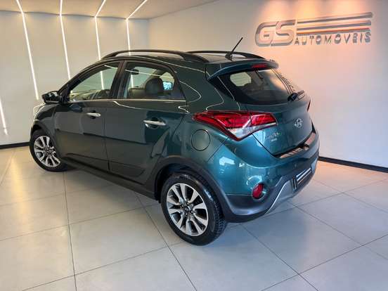 HYUNDAI-HB20X-1.6 16V PREMIUM FLEX 4P AUTOMÁTICO HYUNDAI-HB20X-2018