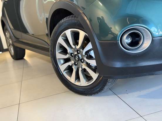 HYUNDAI-HB20X-1.6 16V PREMIUM FLEX 4P AUTOMÁTICO HYUNDAI-HB20X-2018