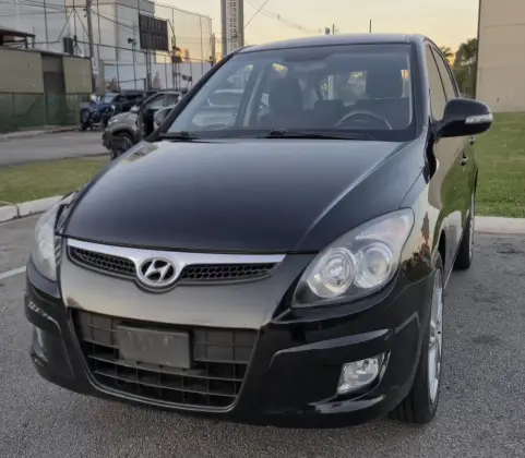 HYUNDAI I30 2.0 MPFI GLS 16V GASOLINA 4P AUTOMÁTICO HYUNDAI I30 2.0 MPFI GLS 16V GASOLINA 4P AUTOMÁTICO