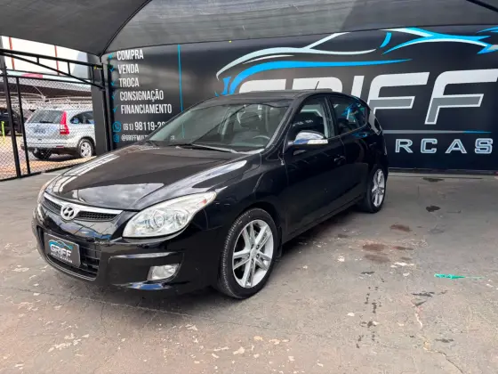 HYUNDAI I30 2.0 MPI 16V GASOLINA 4P AUTOMÁTICO HYUNDAI I30 2.0 MPI 16V GASOLINA 4P AUTOMÁTICO