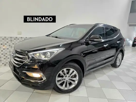 HYUNDAI SANTA FÉ 3.3 MPFI 4X4 7 LUGARES V6 270CV GASOLINA 4P AUTOMÁTICO HYUNDAI SANTA FÉ 3.3 MPFI 4X4 7 LUGARES V6 270CV GASOLINA 4P AUTOMÁTICO