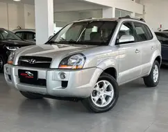 HYUNDAI TUCSON 2.0 MPFI GLS 16V 143CV 2WD GASOLINA 4P AUTOMÁTICO HYUNDAI TUCSON 2.0 MPFI GLS 16V 143CV 2WD GASOLINA 4P AUTOMÁTICO
