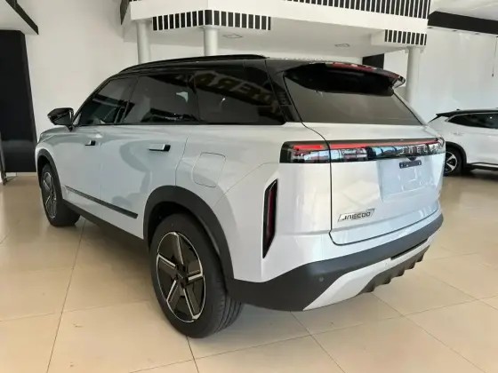 JAECOO 7 1.5 TGDI PHEV LUXURY DHT JAECOO 7 1.5 TGDI PHEV LUXURY DHT