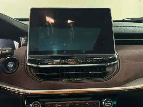 JEEP-COMMANDER-2021