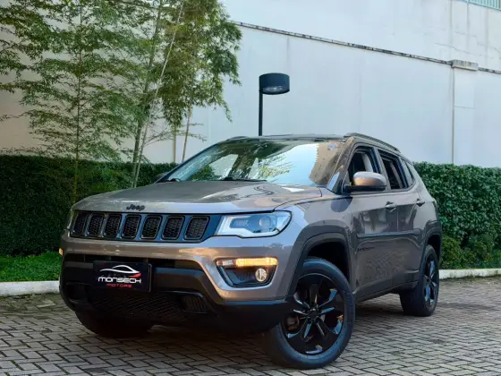 JEEP COMPASS 2.0 16V DIESEL NIGHT EAGLE 4X4 AUTOMÁTICO JEEP COMPASS 2.0 16V DIESEL NIGHT EAGLE 4X4 AUTOMÁTICO