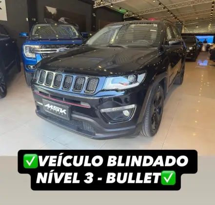 JEEP COMPASS 2.0 16V FLEX NIGHT EAGLE AUTOMÁTICO JEEP COMPASS 2.0 16V FLEX NIGHT EAGLE AUTOMÁTICO