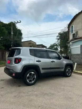 JEEP-RENEGADE-2020