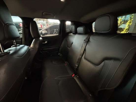 JEEP-RENEGADE-2023