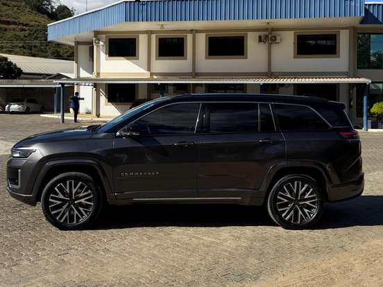 JEEP-COMMANDER-2.2 TURBO DIESEL OVERLAND AT9 JEEP-COMMANDER-2025