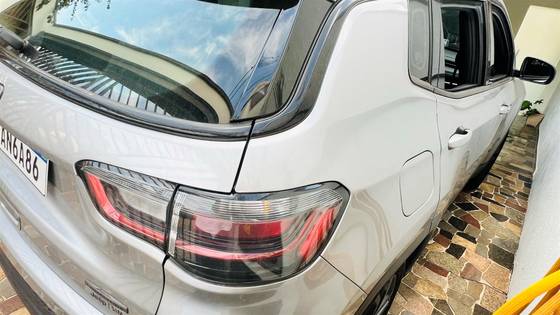 JEEP COMPASS 1.3 T270 TURBO FLEX LONGITUDE AT6