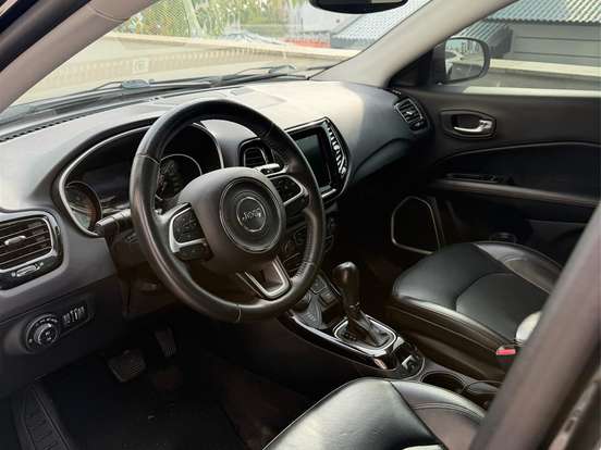 JEEP-COMPASS-2.0 16V DIESEL LIMITED 4X4 AUTOMÁTICO JEEP-COMPASS-2020