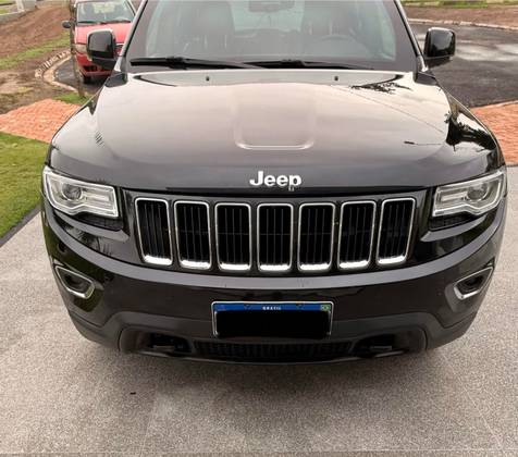 JEEP GRAND CHEROKEE 3.6 LAREDO 4X4 V6 24V GASOLINA 4P AUTOMÁTICO