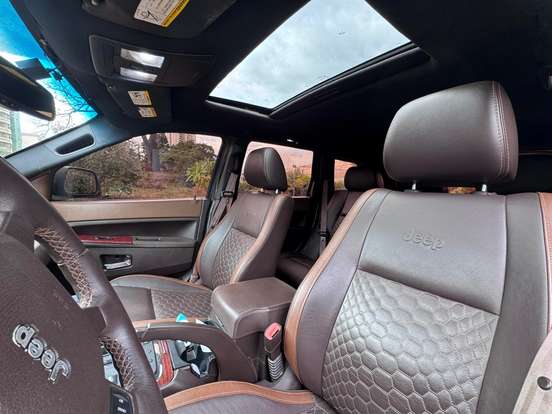 JEEP-GRAND CHEROKEE-5.7 LIMITED HEMI 4X4 V8 16V GASOLINA 4P AUTOMÁTICO JEEP-GRAND CHEROKEE-2006