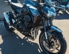 KAWASAKI Z900 KAWASAKI Z900
