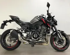 KAWASAKI Z900 KAWASAKI Z900