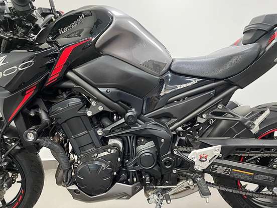 KAWASAKI-Z900 KAWASAKI-Z900-2023