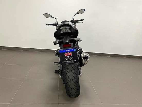 KAWASAKI-Z900-2023