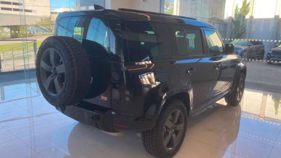 LAND ROVER-DEFENDER-2026