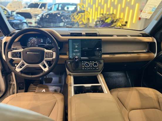 LAND ROVER-DEFENDER-2026