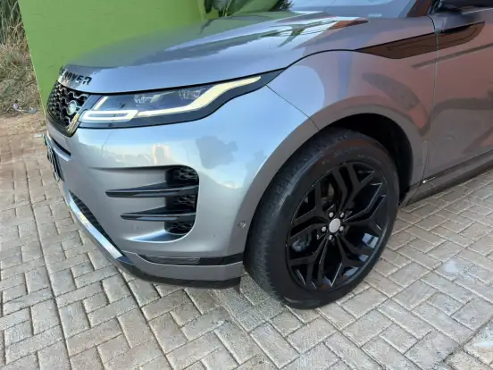LAND ROVER-RANGE ROVER EVOQUE-2.0 P250 FLEX R-DYNAMIC SE AWD AUTOMÁTICO LAND ROVER-RANGE ROVER EVOQUE-2020