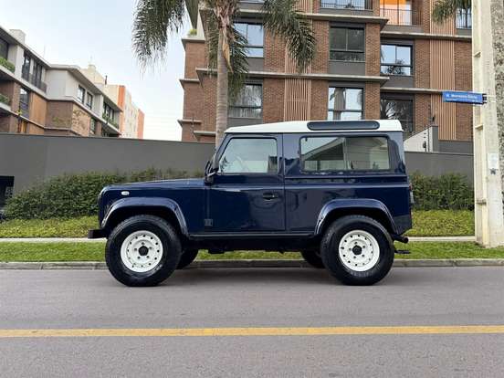 LAND ROVER-DEFENDER-2.5 90 CSW 4X4 TURBO INTERCOOLER DIESEL 2P MANUAL LAND ROVER-DEFENDER-2001