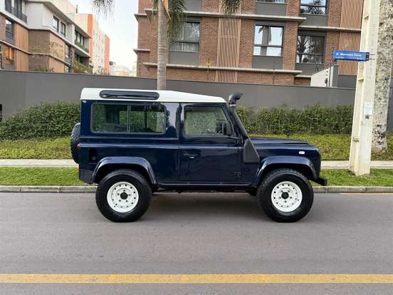 LAND ROVER-DEFENDER-2001