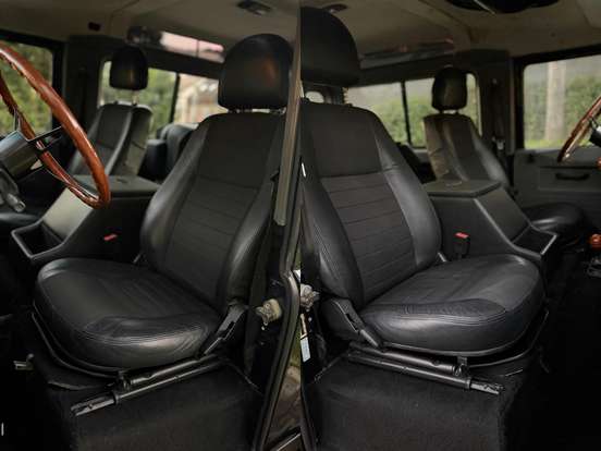 LAND ROVER-DEFENDER-2001