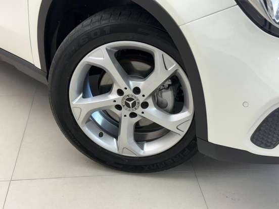 MERCEDES-BENZ-GLA 200-1.6 CGI FLEX ADVANCE 7G-DCT MERCEDES-BENZ-GLA 200-2018