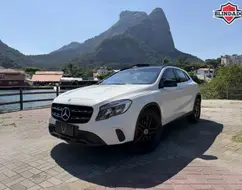 MERCEDES-BENZ GLA 200 1.6 CGI FLEX STYLE 7G-DCT MERCEDES-BENZ GLA 200 1.6 CGI FLEX STYLE 7G-DCT