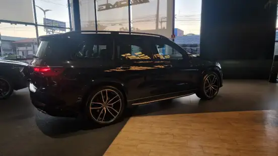 MERCEDES-BENZ-GLS 450-2026