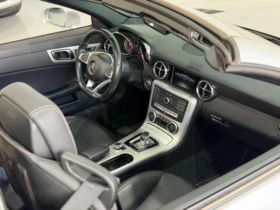 MERCEDES-BENZ-SLC 300-2.0 CGI GASOLINA 9G-TRONIC MERCEDES-BENZ-SLC 300-2016