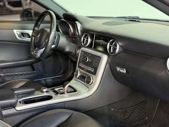 MERCEDES-BENZ-SLC 300-2.0 CGI GASOLINA 9G-TRONIC MERCEDES-BENZ-SLC 300-2016