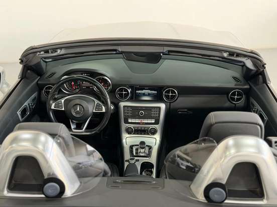 MERCEDES-BENZ-SLC 300-2016