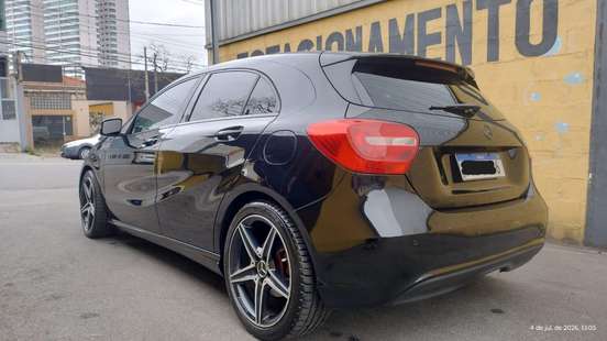 MERCEDES-BENZ-A 200-1.6 TURBO URBAN 16V GASOLINA 4P AUTOMÁTICO MERCEDES-BENZ-A 200-2014