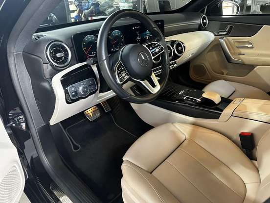 MERCEDES-BENZ-A 250-2.0 CGI GASOLINA 7G-DCT MERCEDES-BENZ-A 250-2020