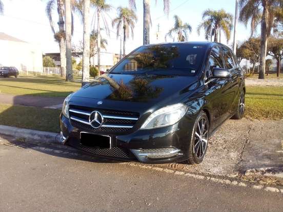MERCEDES-BENZ-B 200-2012