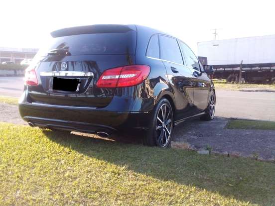 MERCEDES-BENZ-B 200-2012